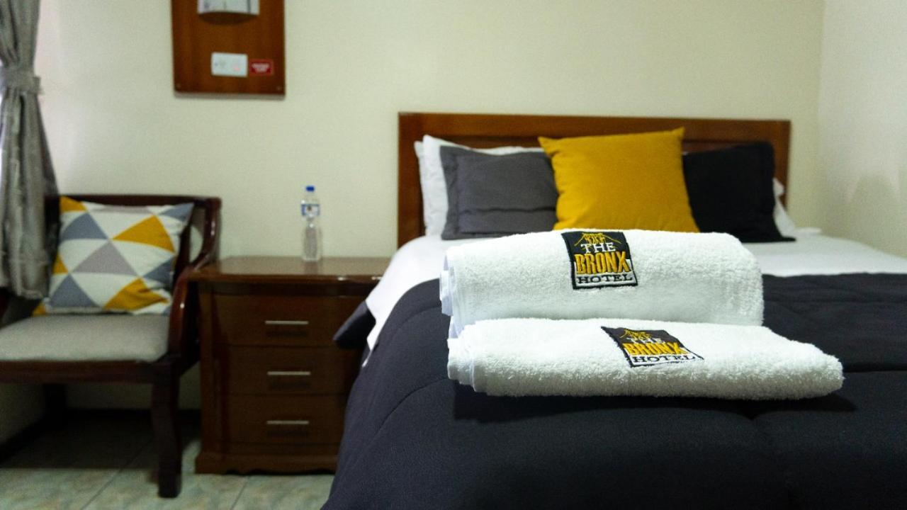 The Bronx Hotel Latacunga Zimmer foto